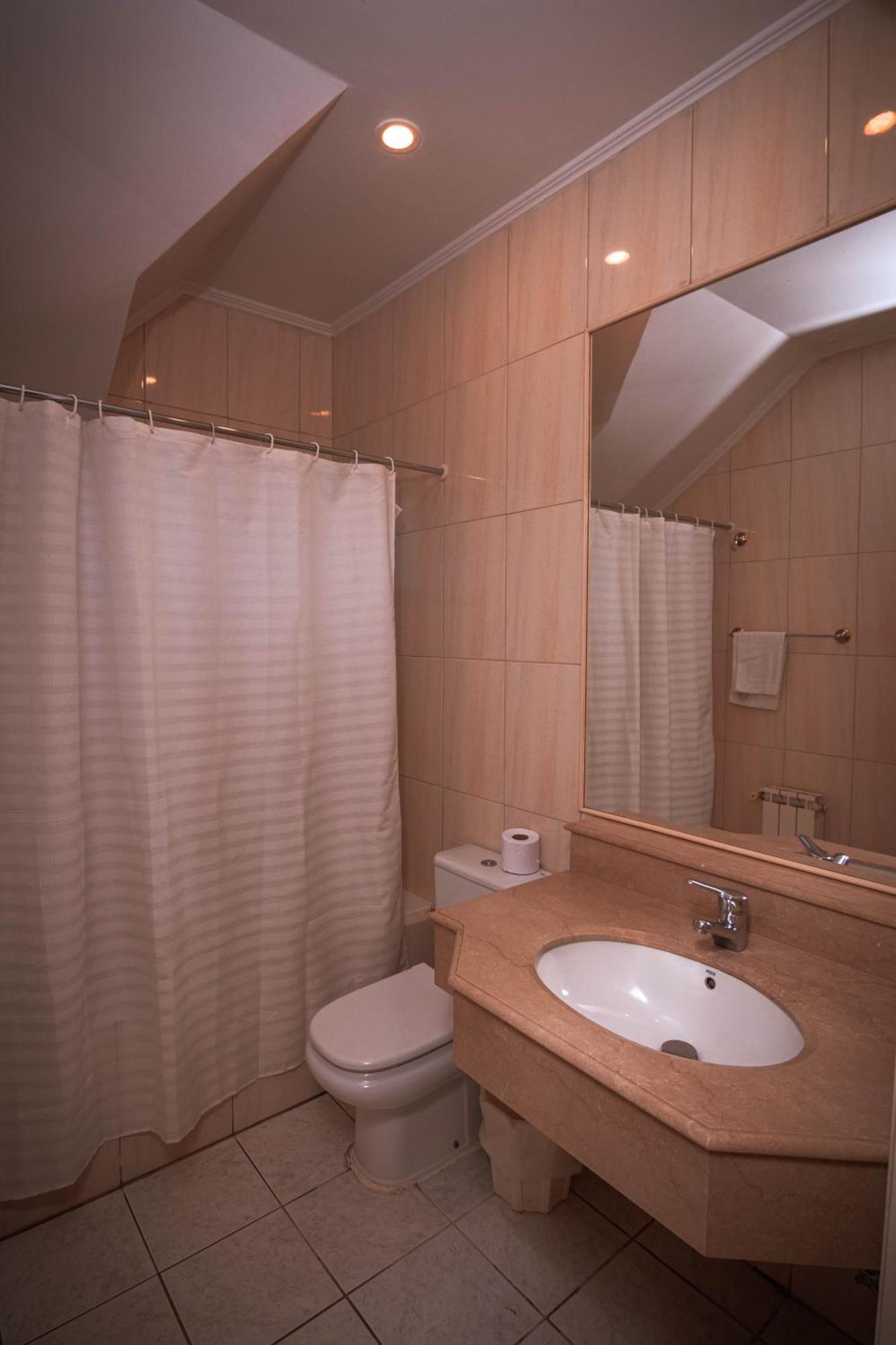 Hotel Inti Kuyen Plaza Pucón Exteriör bild